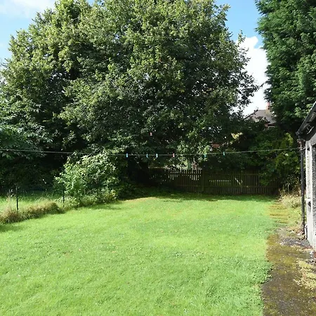 Apartment 6 Bed Slps 16 On Otley Run